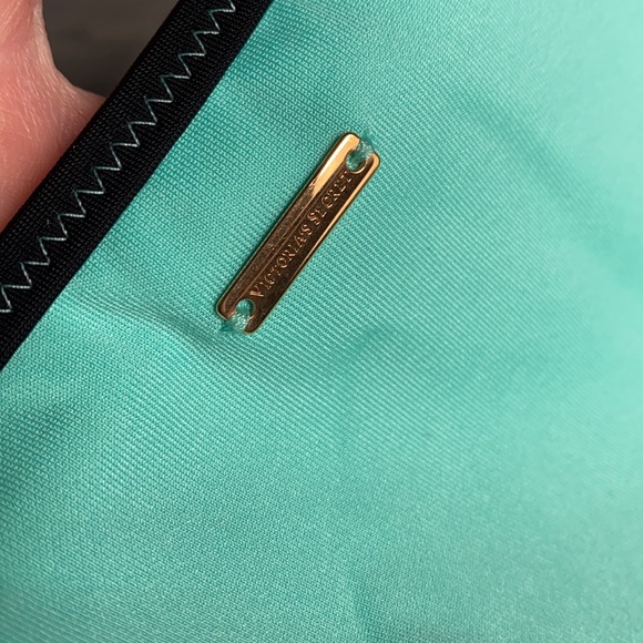 Victoria's Secret Bikini Swim Set - Picture 9 of 12